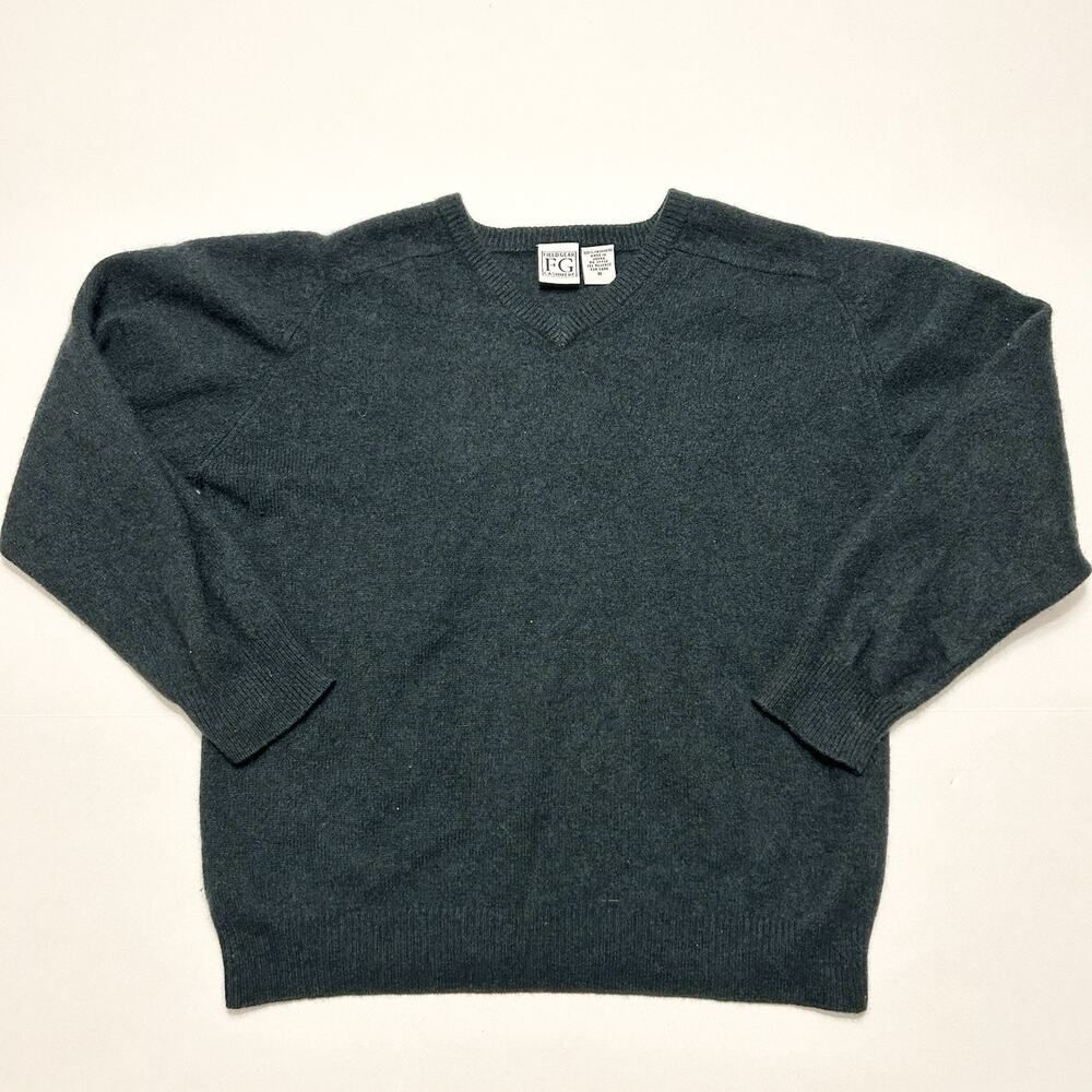 VTG Field Gear Men’s Green Cashmere Sweater Size Medium V-neck Pullover